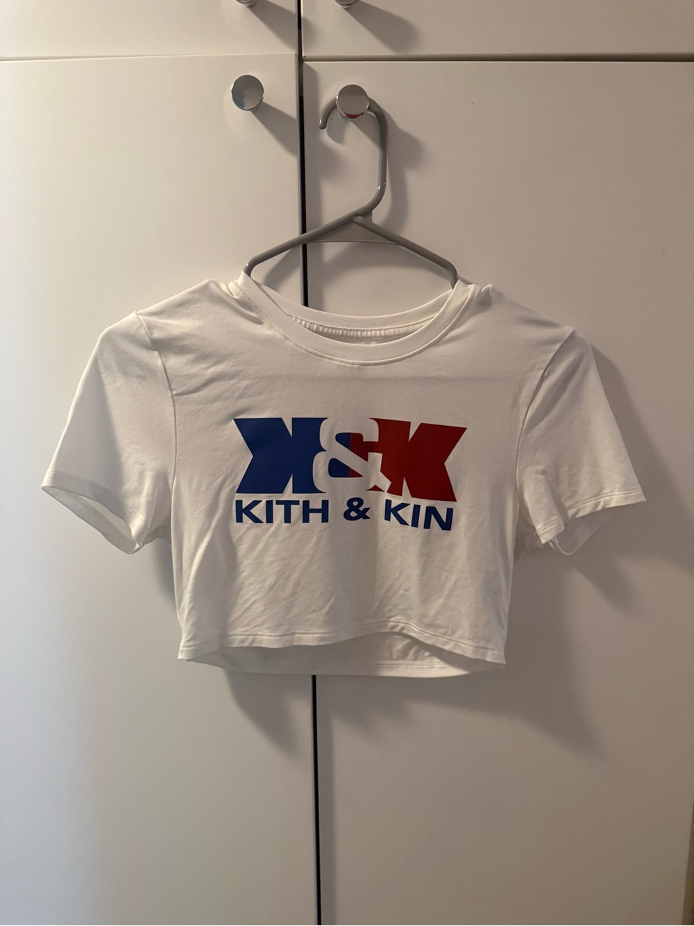 KITH WOMENS CROP TOP

ONLY WORN ONCE
NO FLAWS OR STAINS 

SIZE SMALL